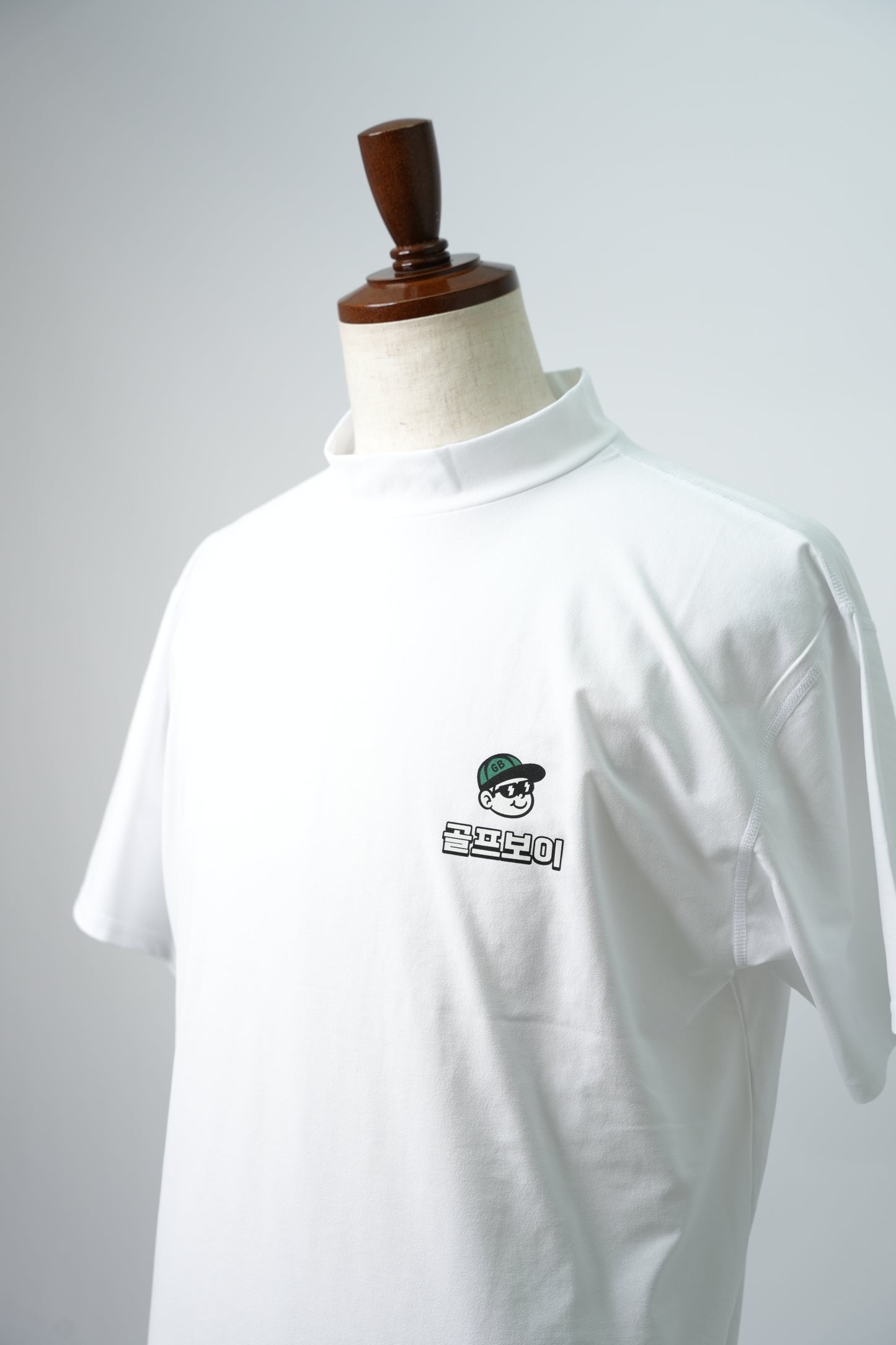GOLF BOY circle logo mock neck-white