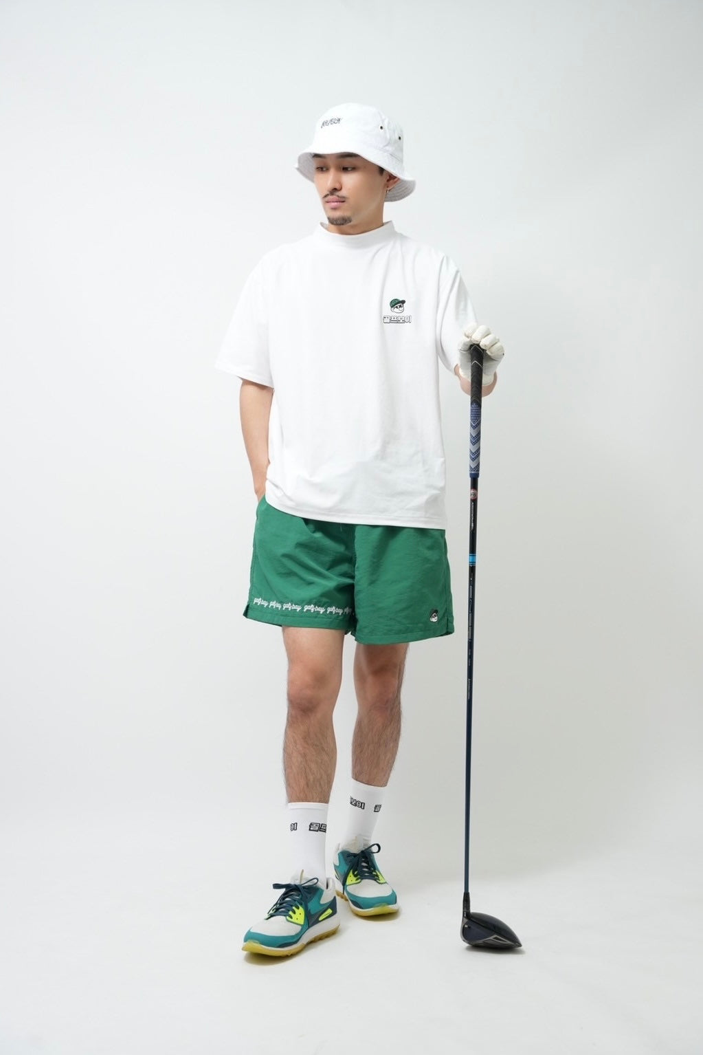 GOLF BOY circle logo mock neck-white