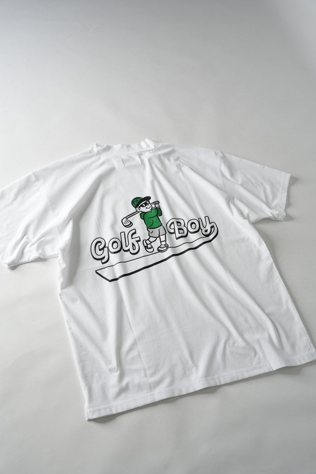 1.GOLF BOY back print mock neck-white